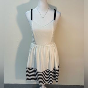 Alna Be Dress Pin Up Retro Classy White Black Striped Size Small Sleeveless